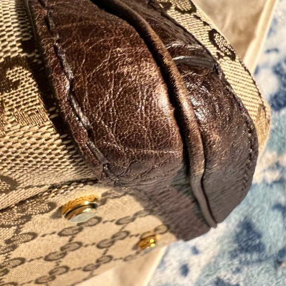 Gucci GG Running Canvas Medium Bag - Picture 9 of 12